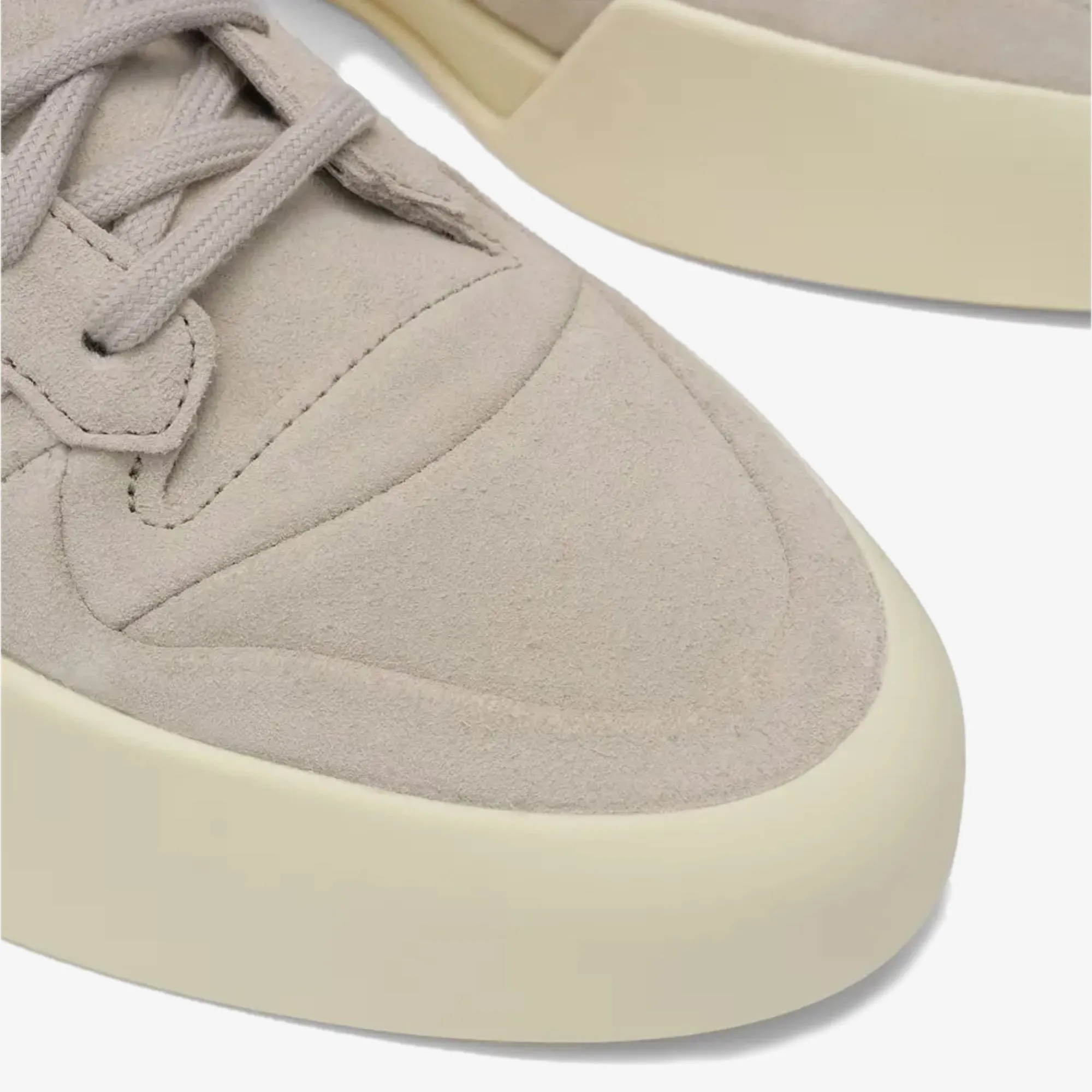 ADIDAS ORIGINALS | FEAR OF GOD ATHLETICS X ADIDAS 86 HI { SESAME/SESAME/SESAME