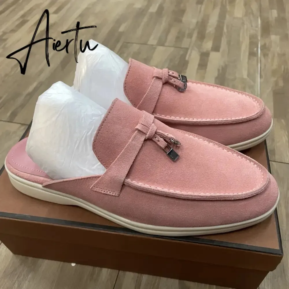 Aiertu  Top Quality LP Summer New Round Head Flat Slippers Pendant Ladies Fashion Comfortable Lok Fu Wool Casual Women Sandals