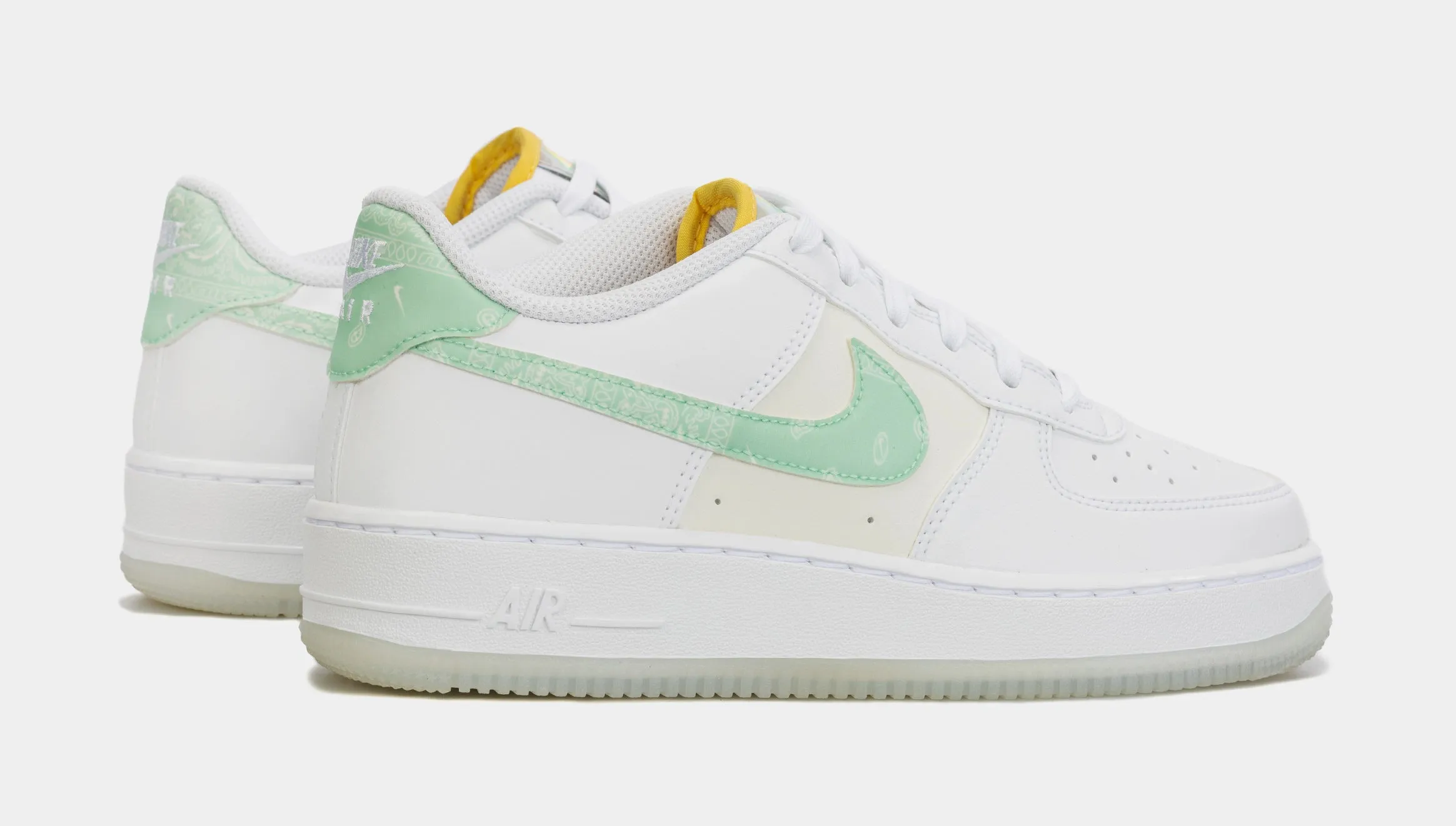 Air Force 1 LV8 Grade School Lifestyle Shoes (White/Green)