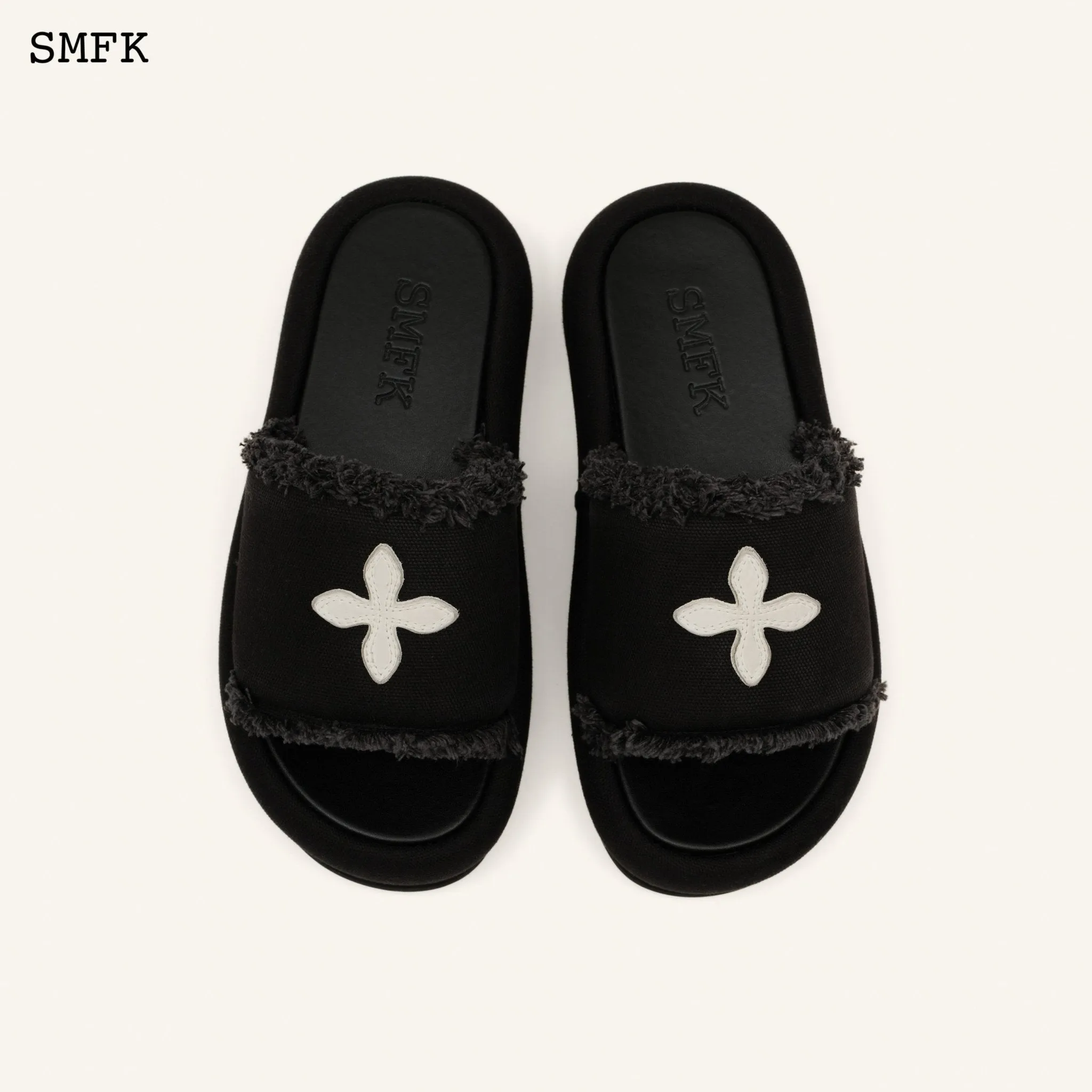 Compass Cross Classic Black Canvas Slipper