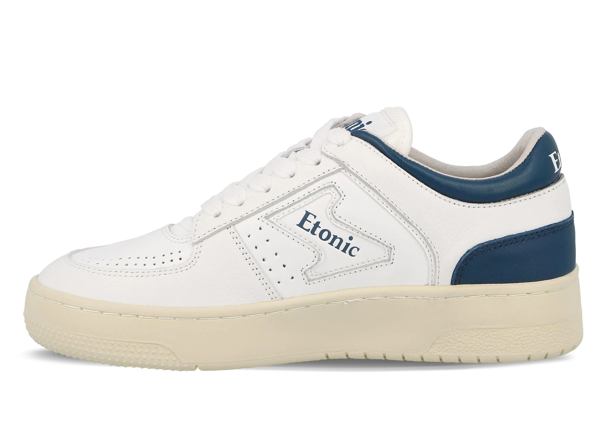 Etonic B509 sneakers in white leather with dark blue details and beige outsole.