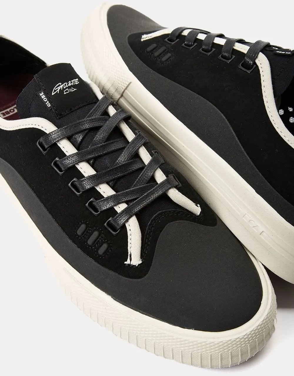 Globe Gillette Skate Shoes - Black/Black/Cream