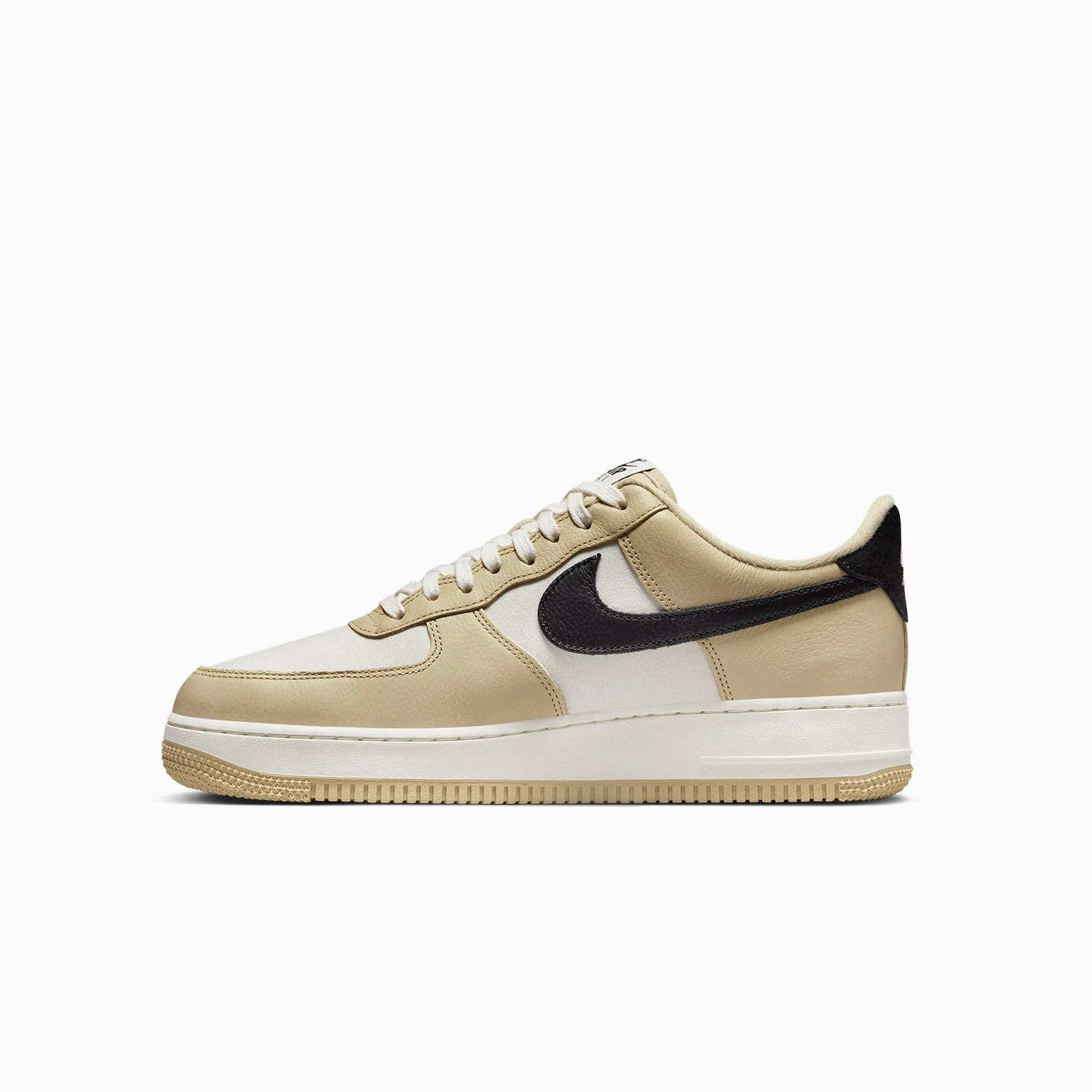 Men's Air Force 1 `07 LX "Team Gold"