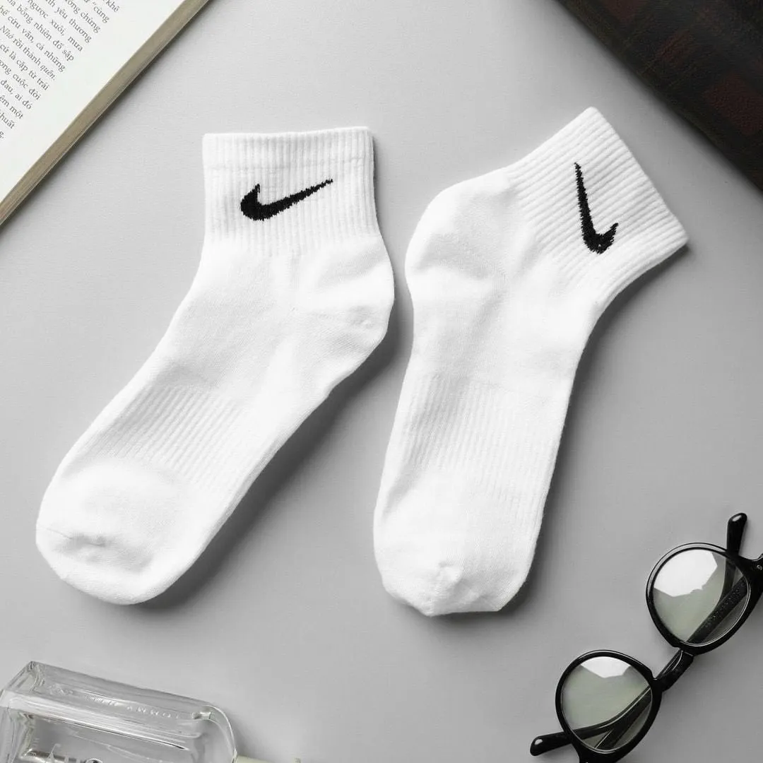 NIKE ANKLE SOCKS