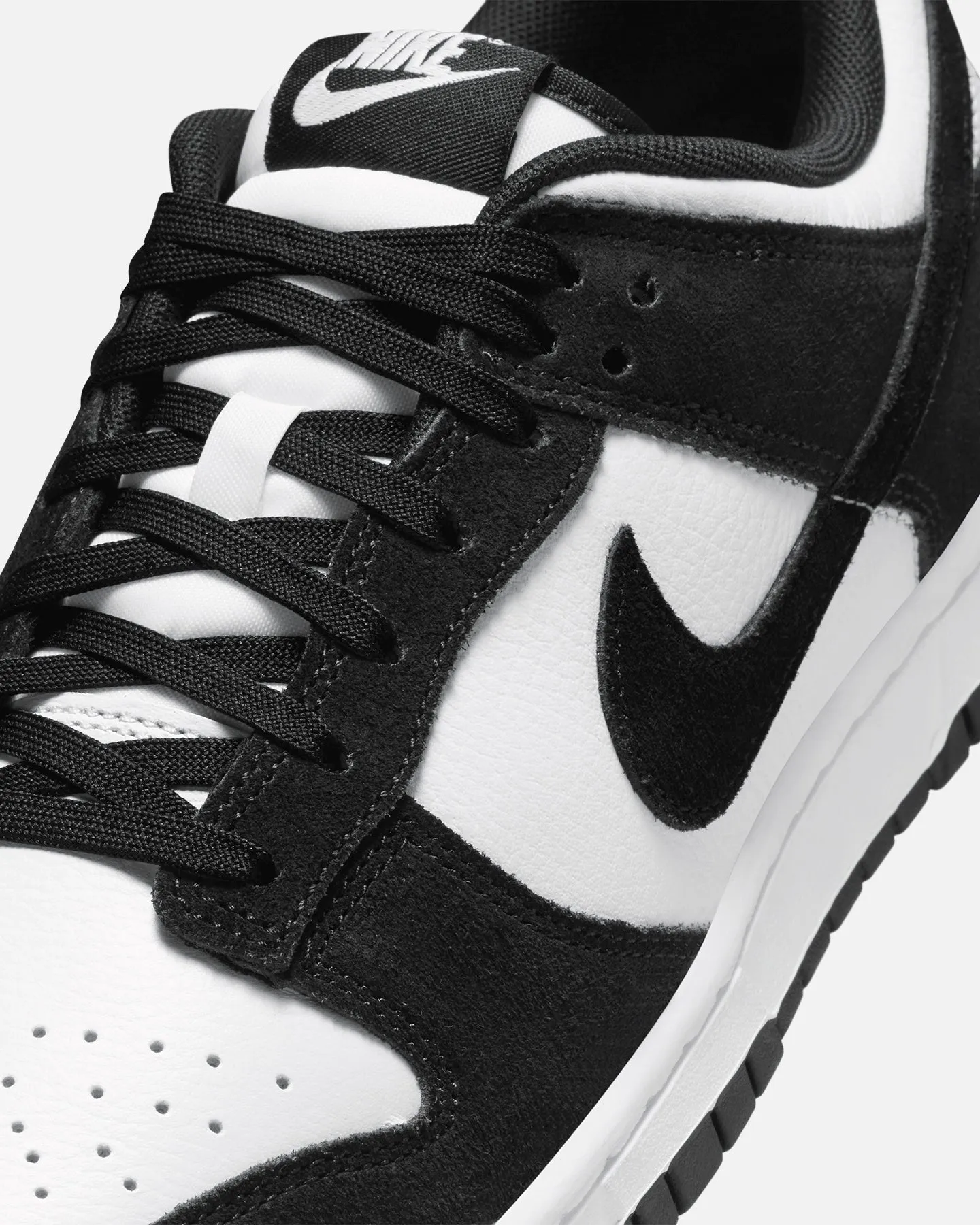 Nike Dunk Low Retro SE "Panda Suede" White/Black