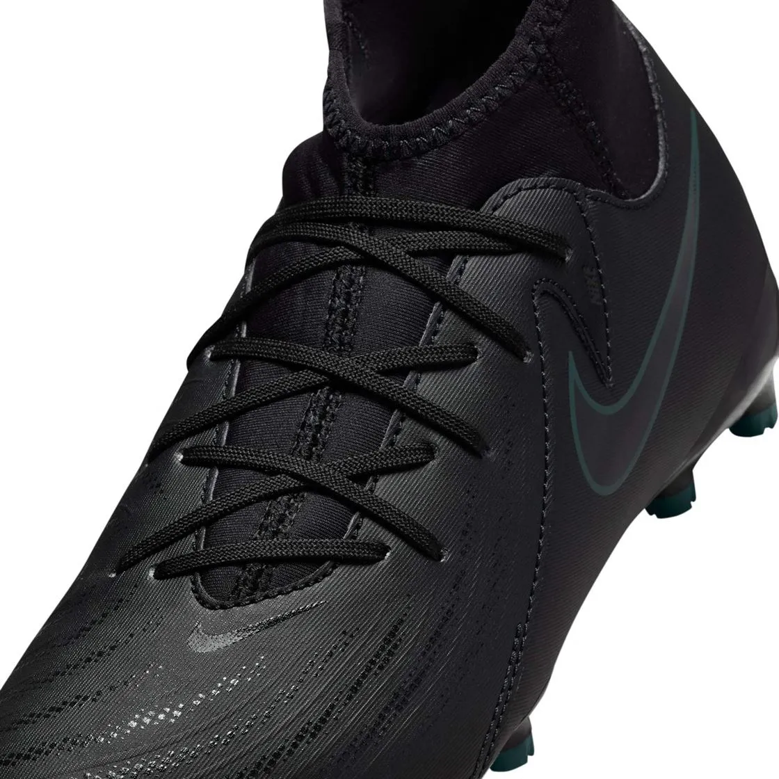 Nike Jr. Phantom Luna 2 Academy Multi-Ground Kids Football Boots