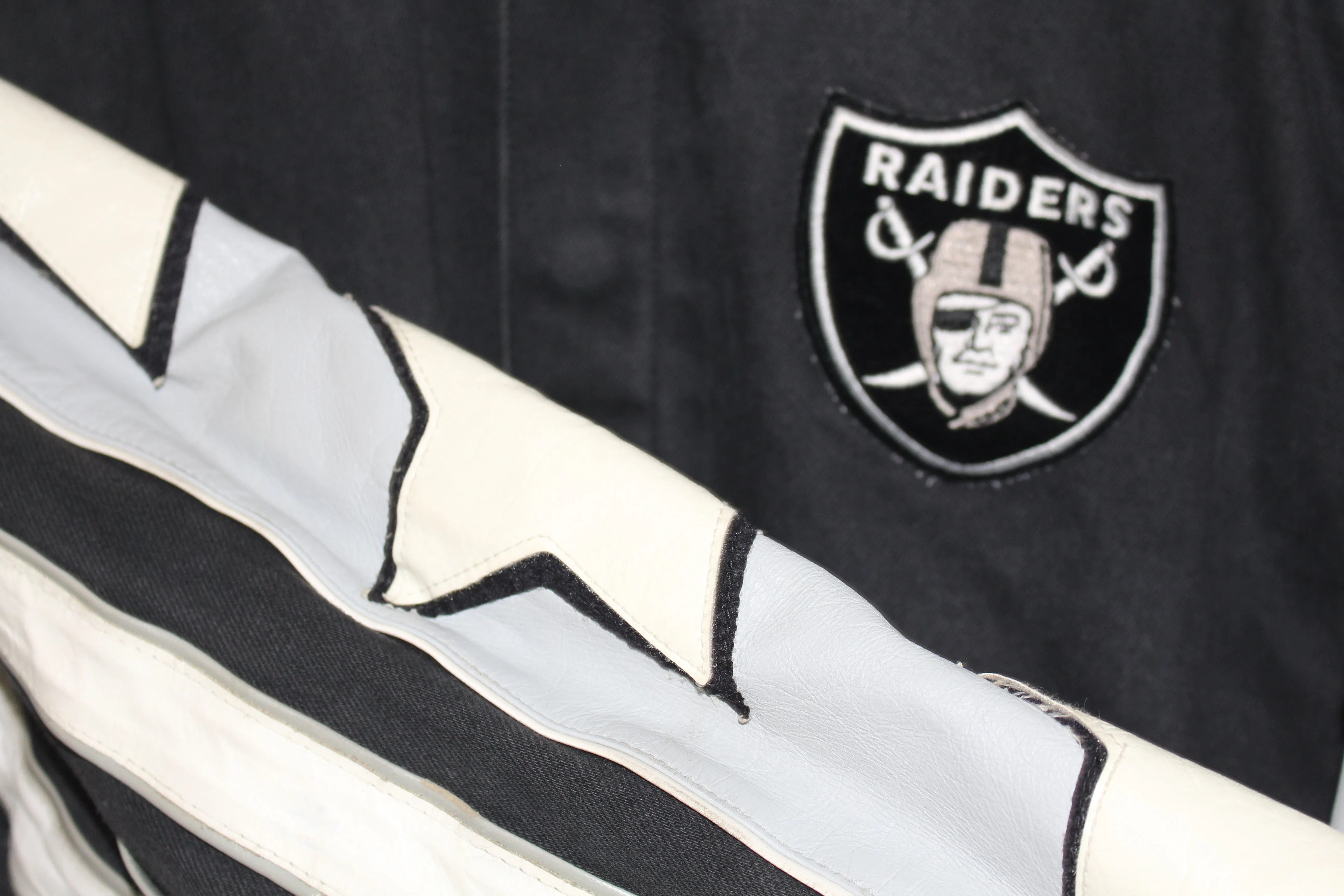 Oakland Raiders Jeff Hamilton Leather Jacket (XXL)