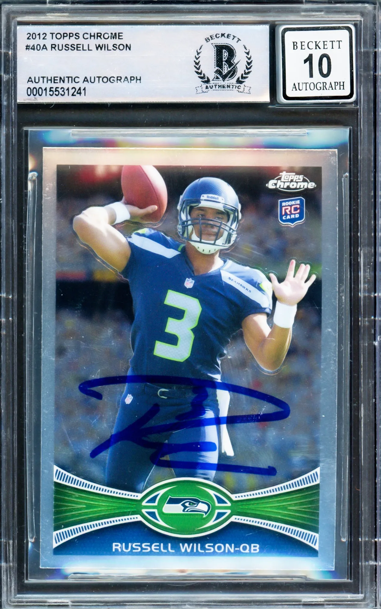 Russell Wilson Autographed 2012 Topps Chrome Rookie Card #40A Seattle Seahawks Auto Grade Gem Mint 10 Beckett BAS Stock #220151