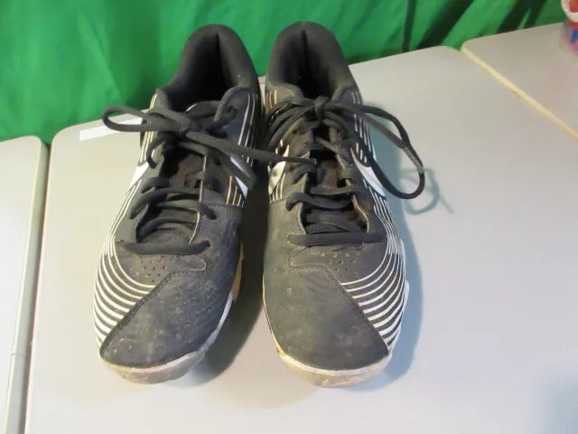 Used Nike Softball Cleats Size 7.5