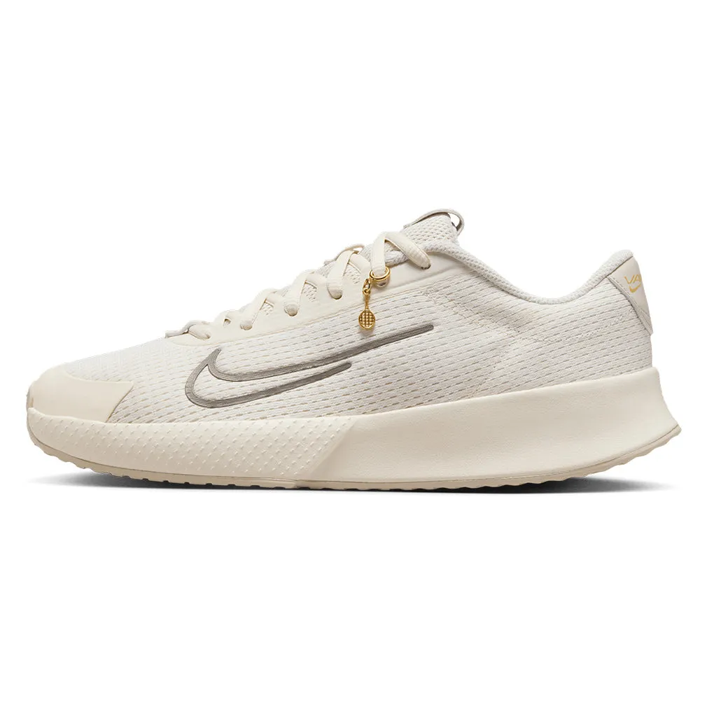 Women`s Vapor Lite 2 PRM Tennis Shoes Pale Ivory and Metallic Pewter