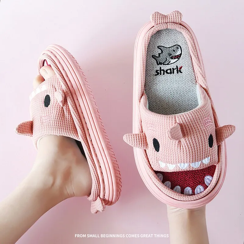 xiangtuibao All Senson Designer Slippers Cute Cartoon Lovely Animals Bedroom Cotton Home Shoes Indoor Thick Sole Couples Men Women